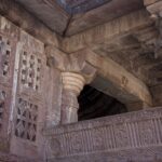 Arts & Vie - Temple Menal - Inde